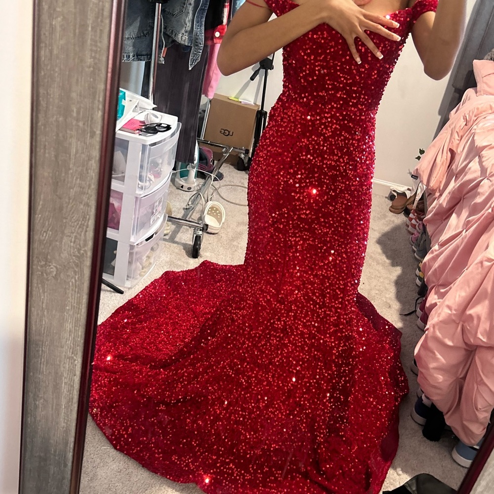 Red prom dress